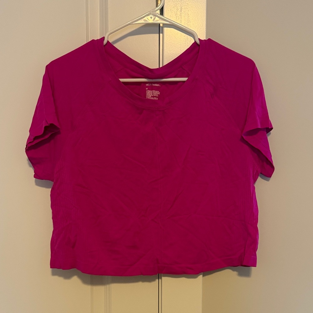 All in Motion Fuchsia Crop Top
